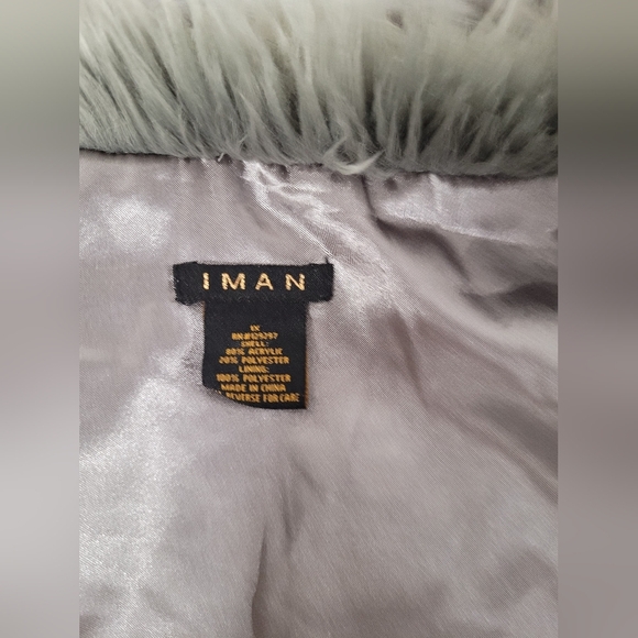 Iman Faux Fur Vest 1X - Picture 3 of 3